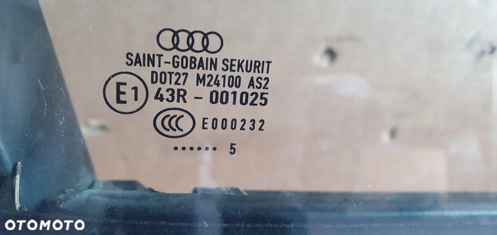 Szyba drzwi prawy przód przednia prawa Audi A3 8P 5D AS2 05r - 6