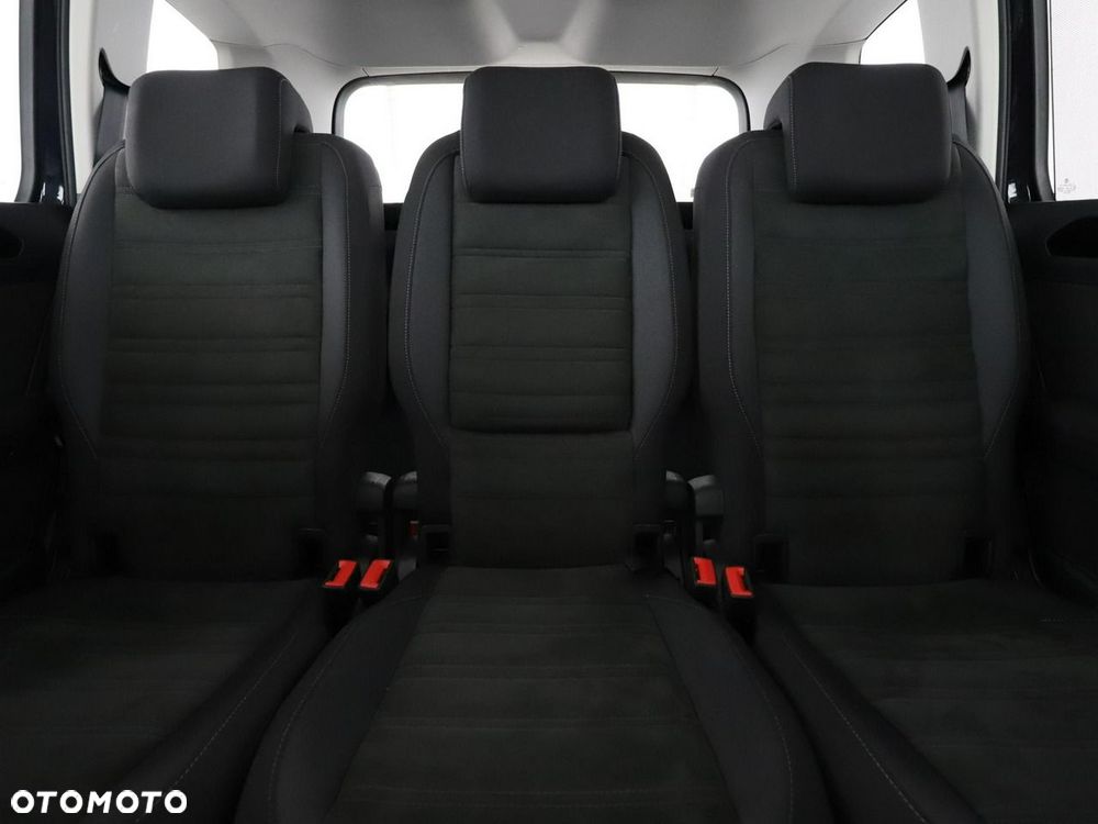 Volkswagen Touran 2.0 TDI SCR (BlueMotion Technology) DSG Comfortline - 18