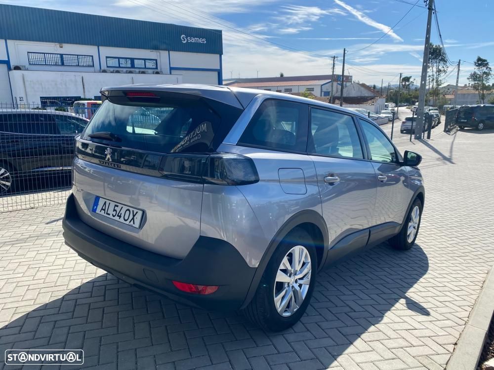 Peugeot 5008 2021 photo 3
