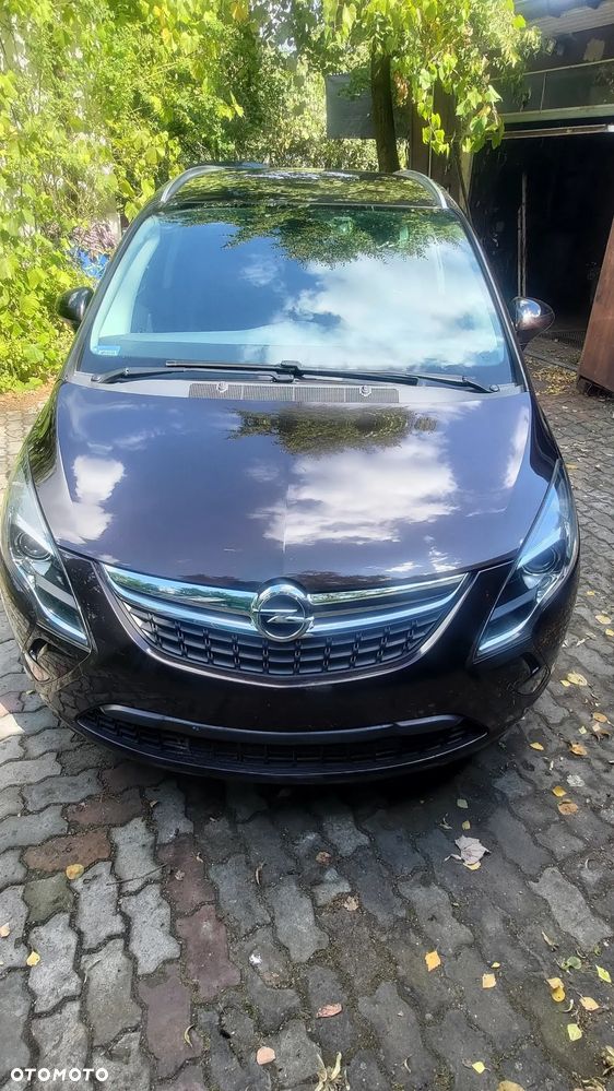 Opel Zafira - 1