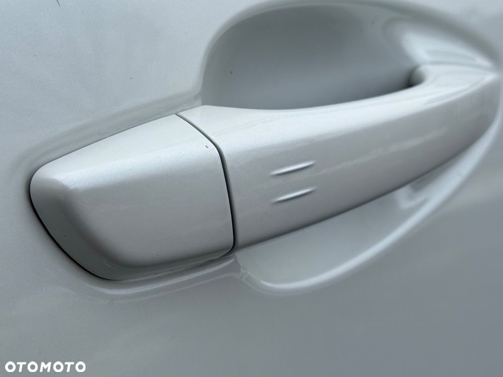 Peugeot 3008 BlueHDi 130 Stop & Start EAT8 GT - 11