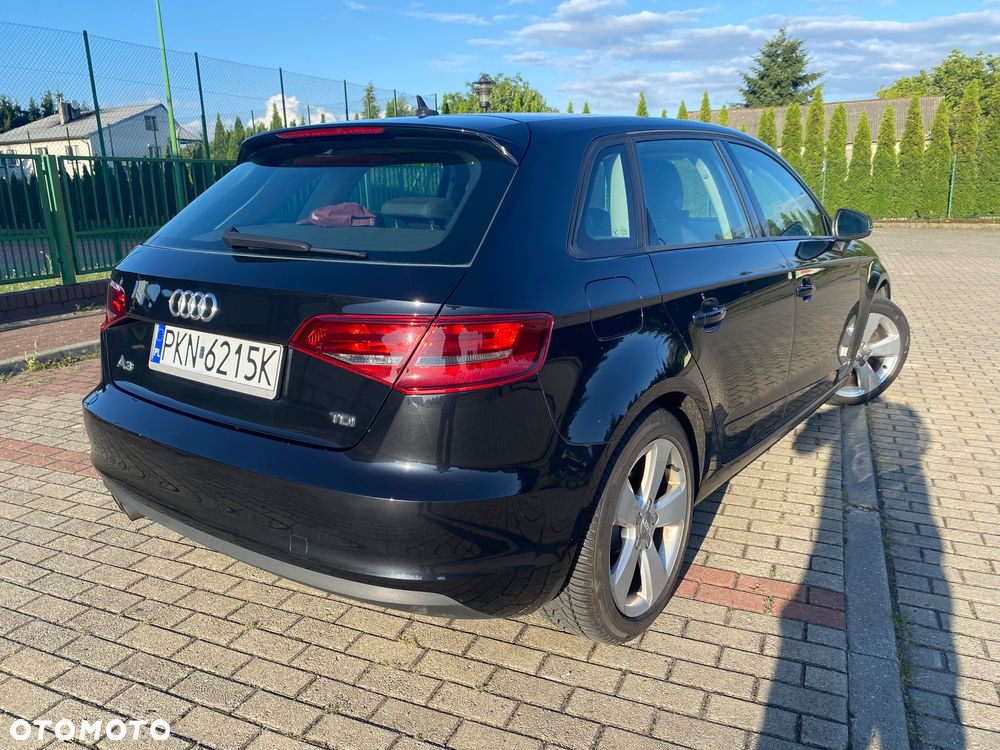 Audi A3 Sportback - 7