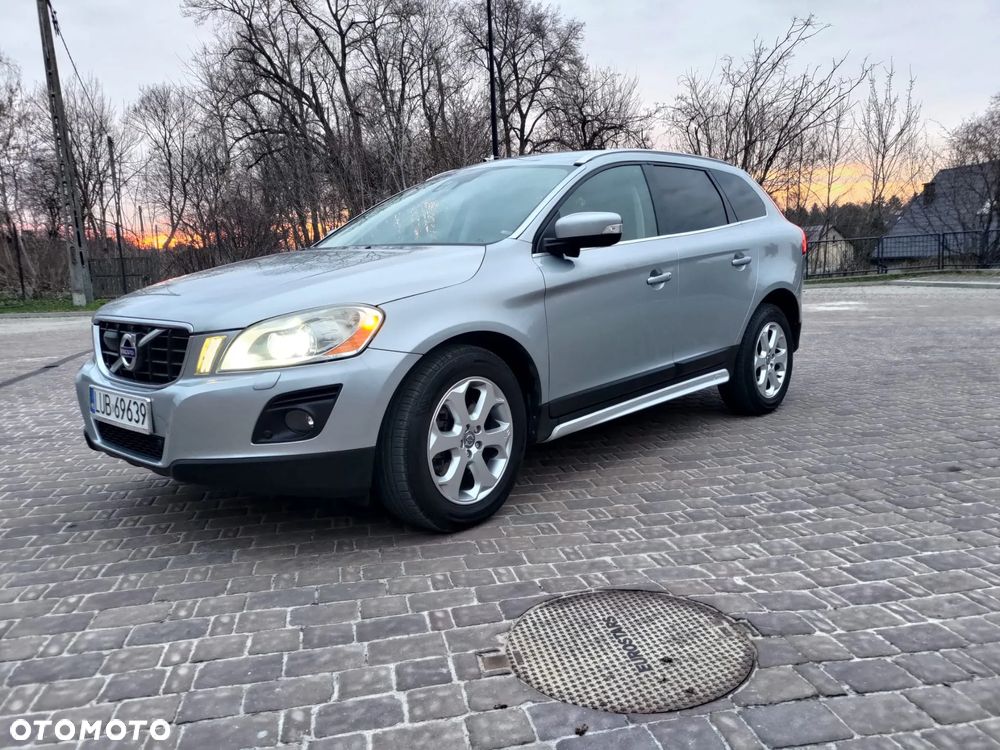 Volvo XC 60 - 4