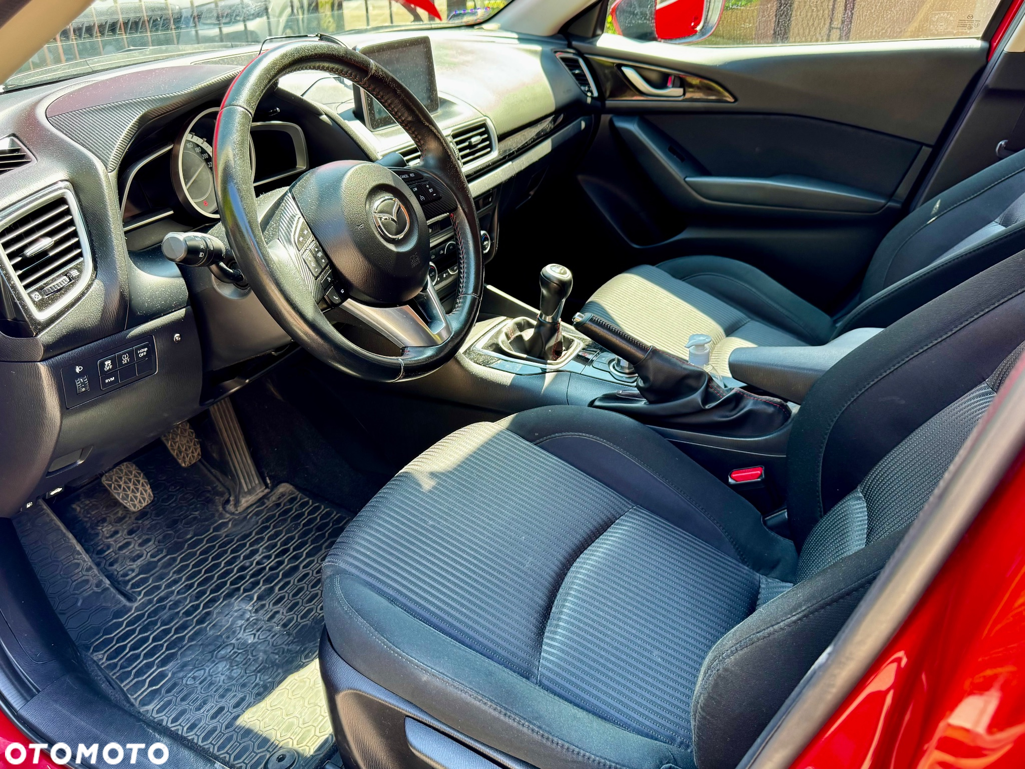 Mazda 3 - 8