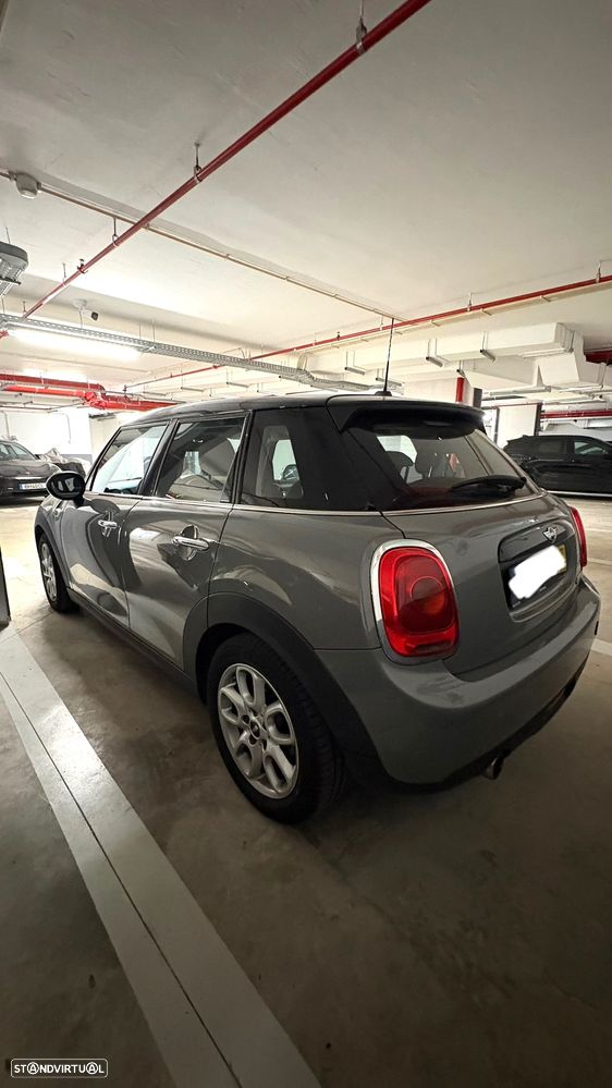 MINI 5 Portas Cooper D - 4
