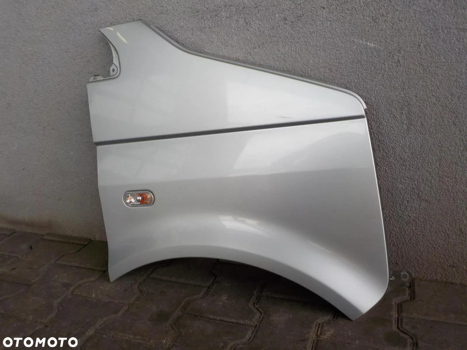 VW T5 BŁOTNIK PRAWY PRZÓD ZDROWY ŁADNY LA7W SREBRNY - 2
