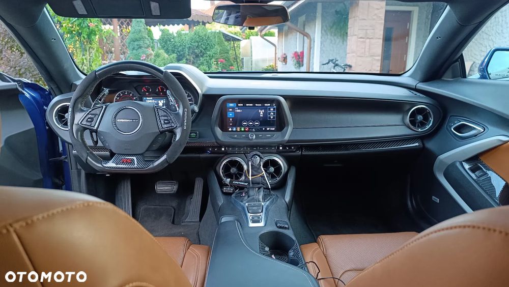 Chevrolet Camaro - 16