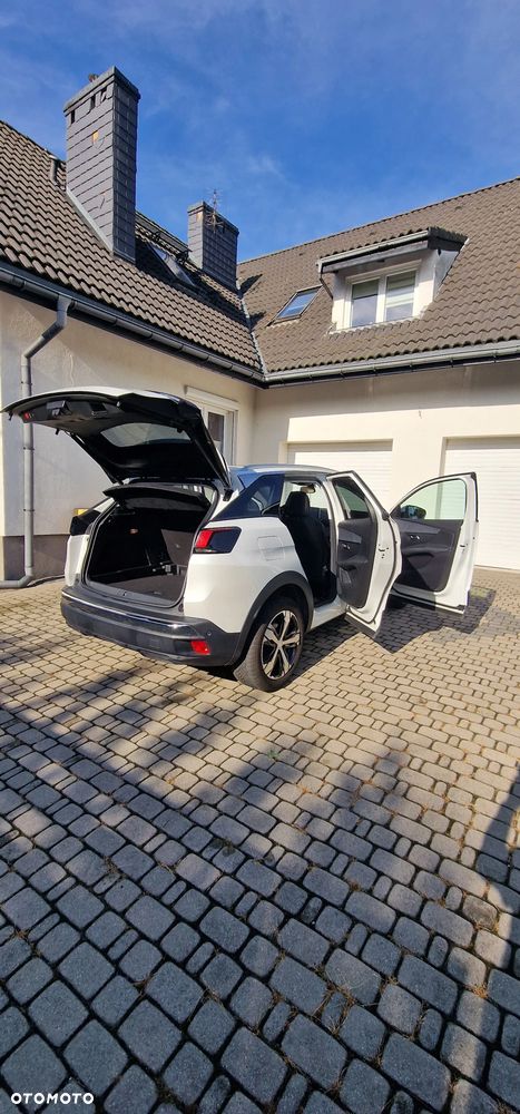 Peugeot 3008 1.2 PureTech Allure Pack S&S EAT8 - 26