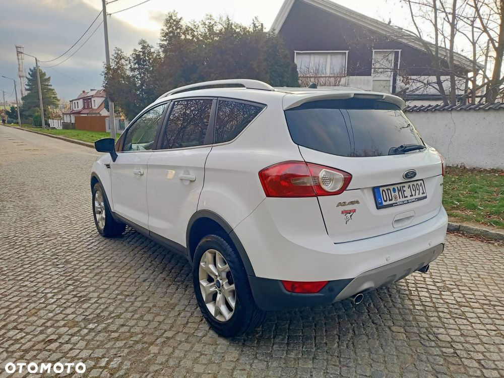 Ford Kuga 2.0 TDCi 2x4 Trend - 4