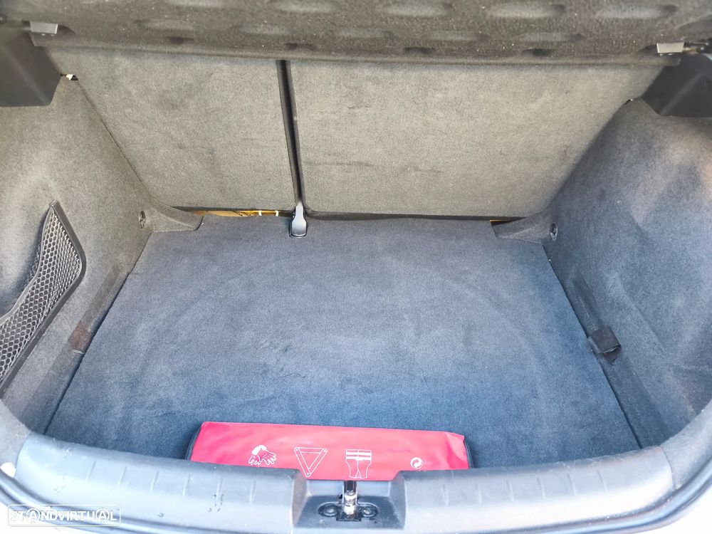 SEAT Leon 1.6 TDI E.Style by Sport - 16
