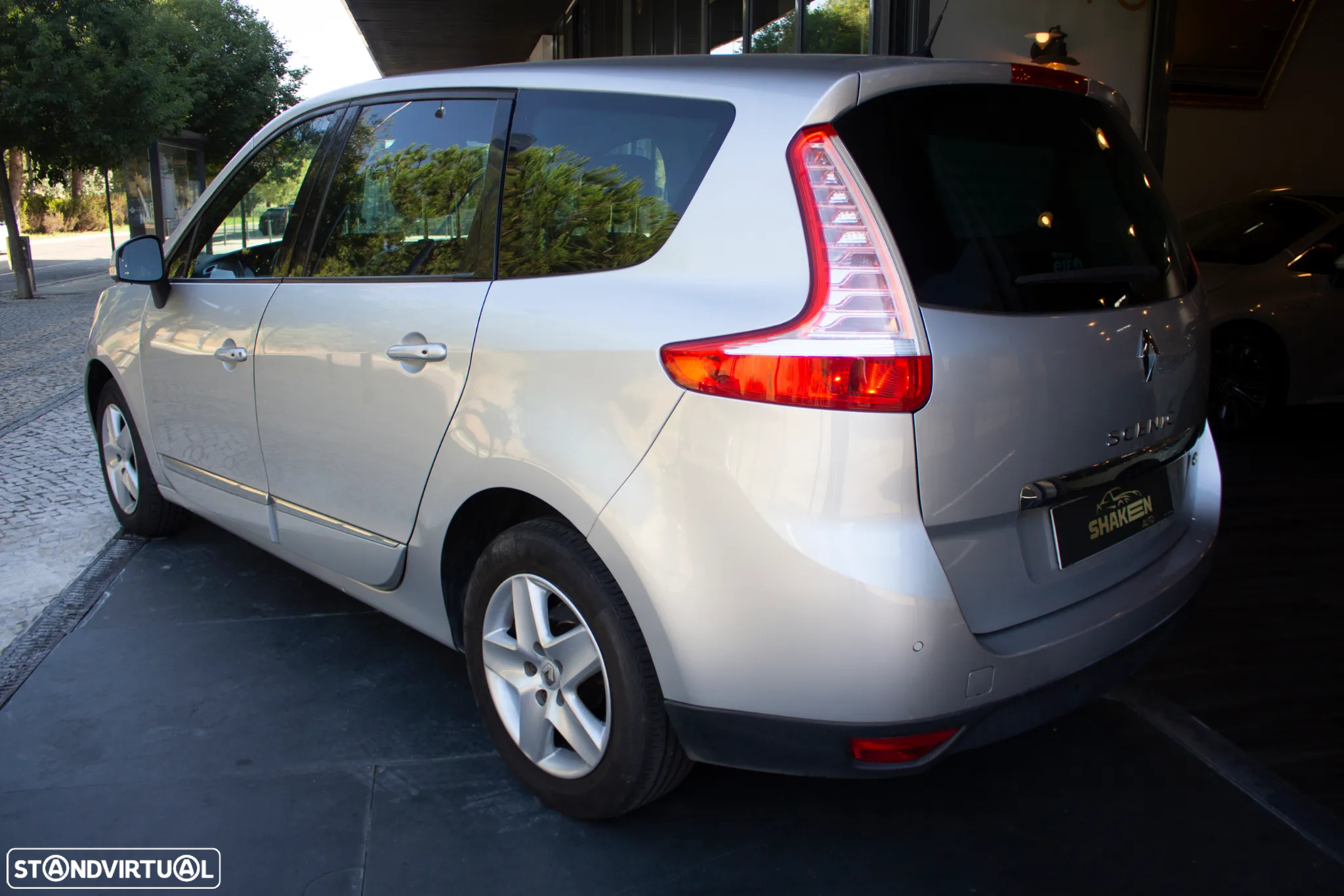 Renault Grand Scénic 1.5 dCi Intens EDC SS - 3