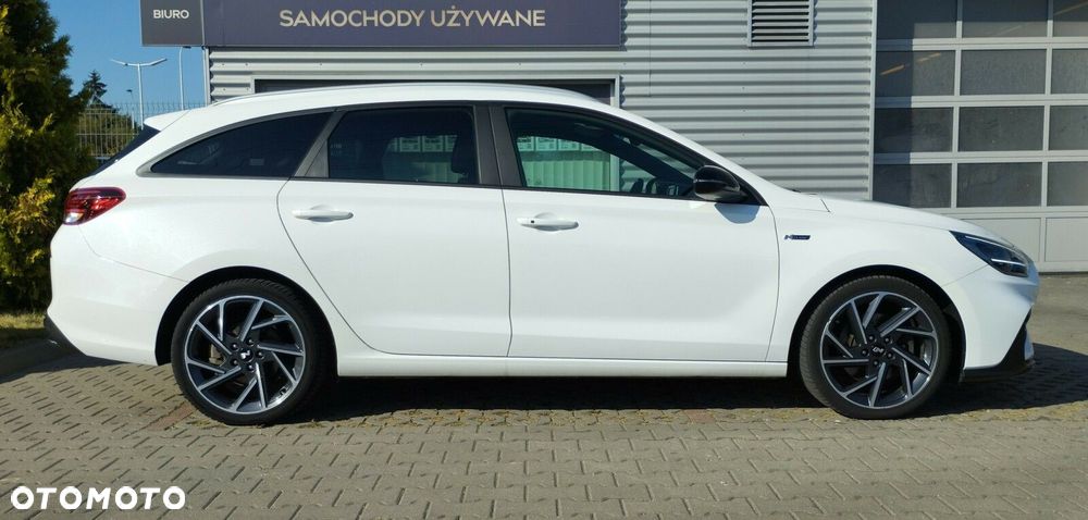 Hyundai i30 1.5 T-GDI 48V Executive DCT - 21