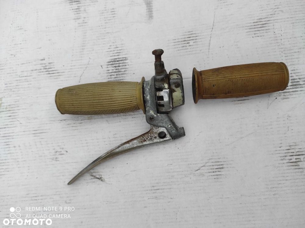 Zmd Manetka rączka zmiany biegów Romet Komar kremowa guma korpus