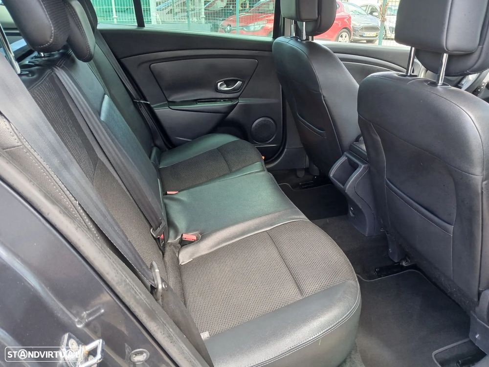 Renault Mégane Sport Tourer 1.5 dCi Dynamique - 19