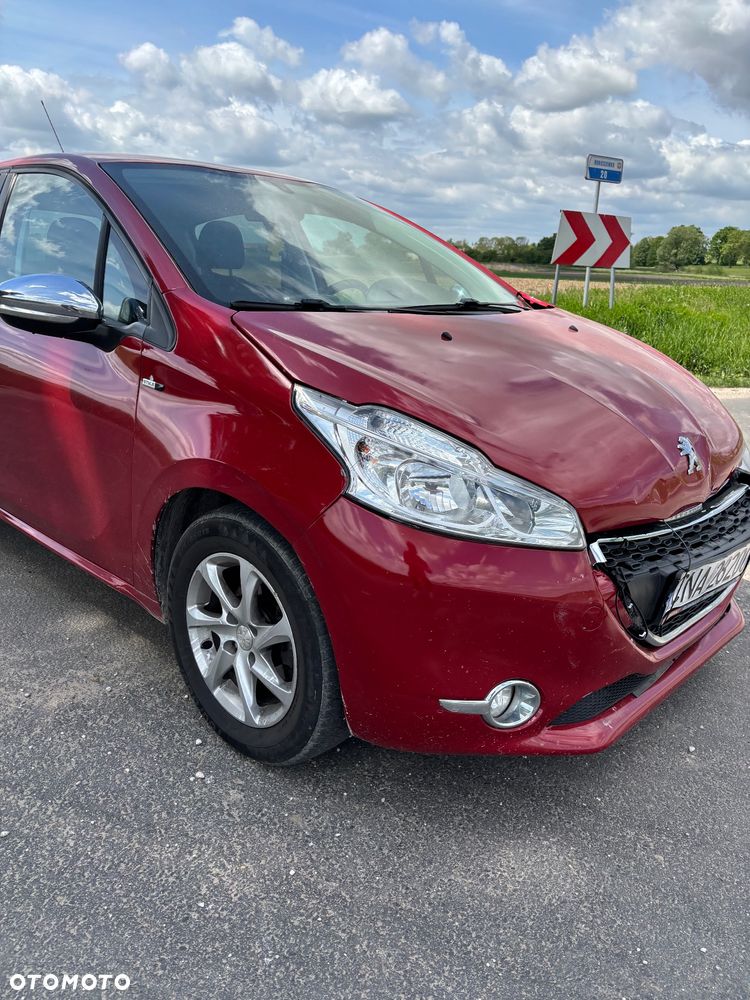 Peugeot 208 1.2 PureTech Active - 8