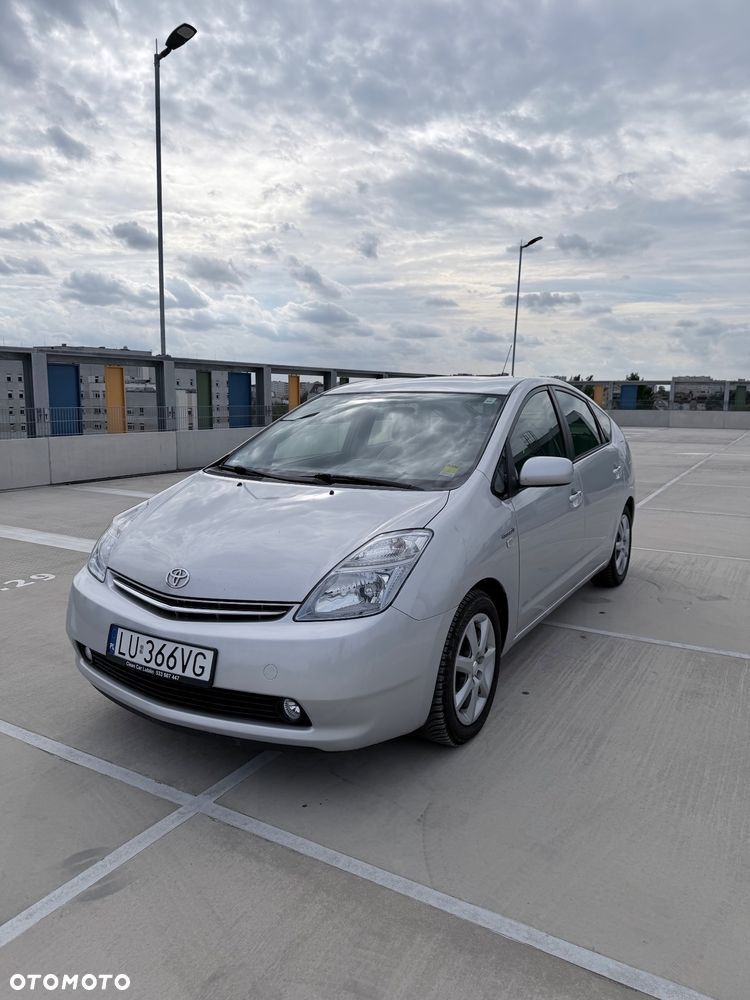 Toyota Prius 1.5 VVT-i Sol (nav) - 1
