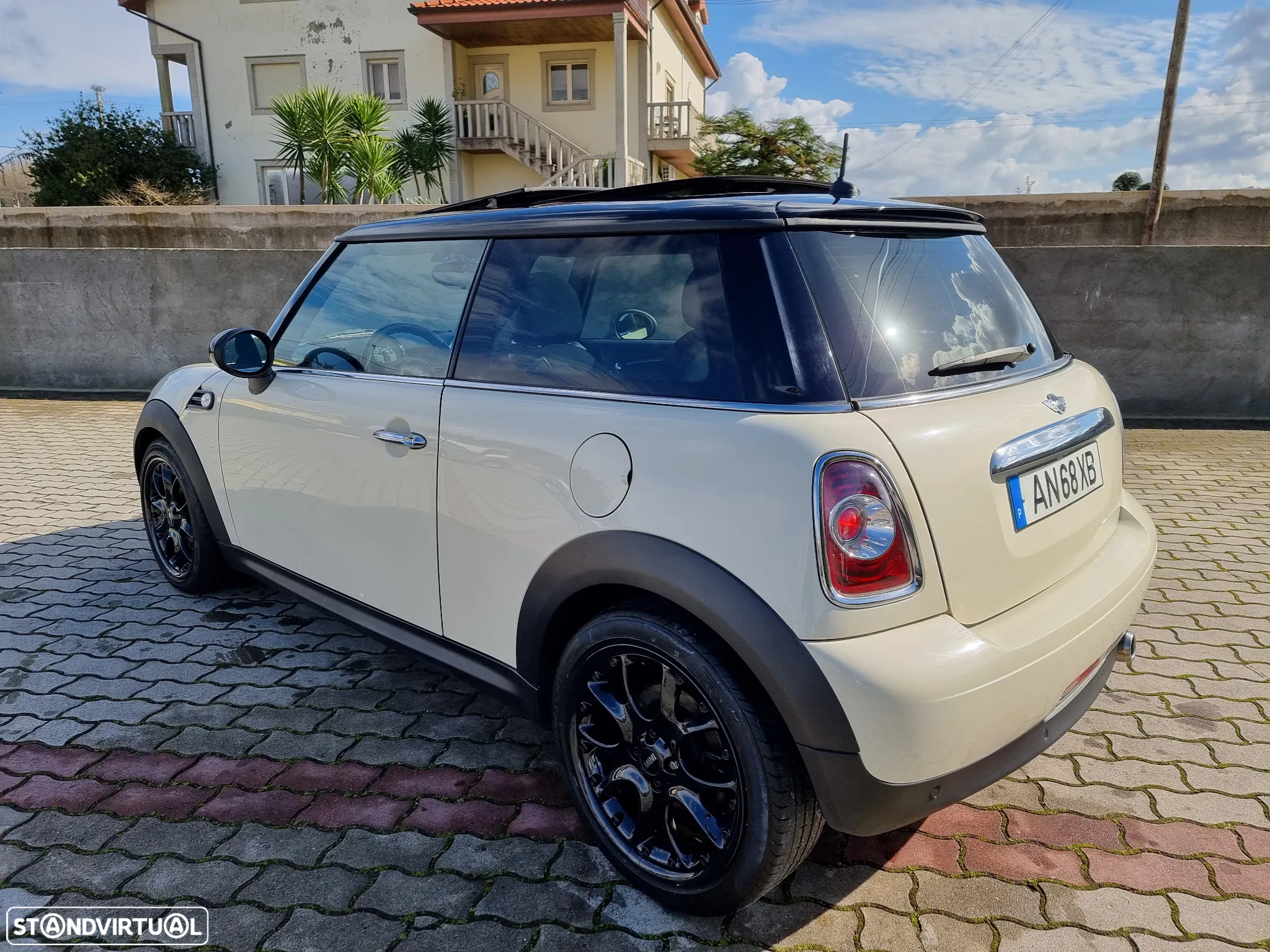 MINI 3 Portas Cooper D - 4