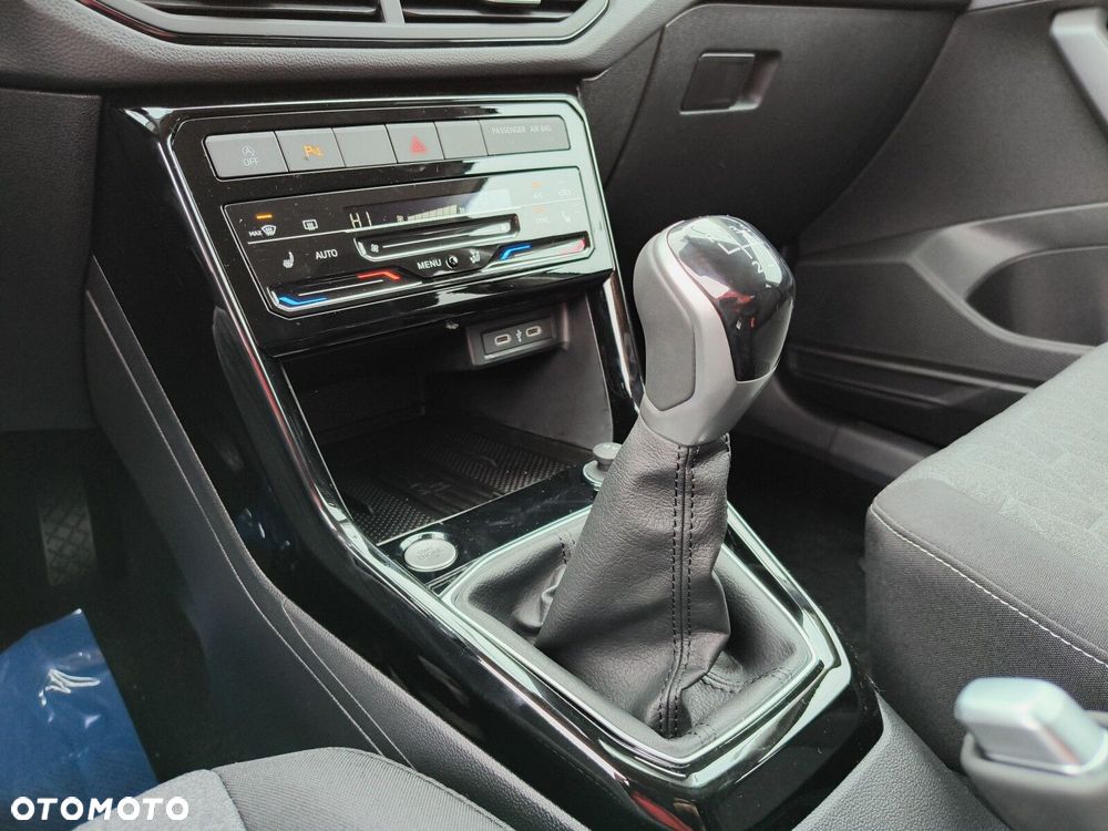 Volkswagen T-Cross 1.0 TSI Life Plus - 16