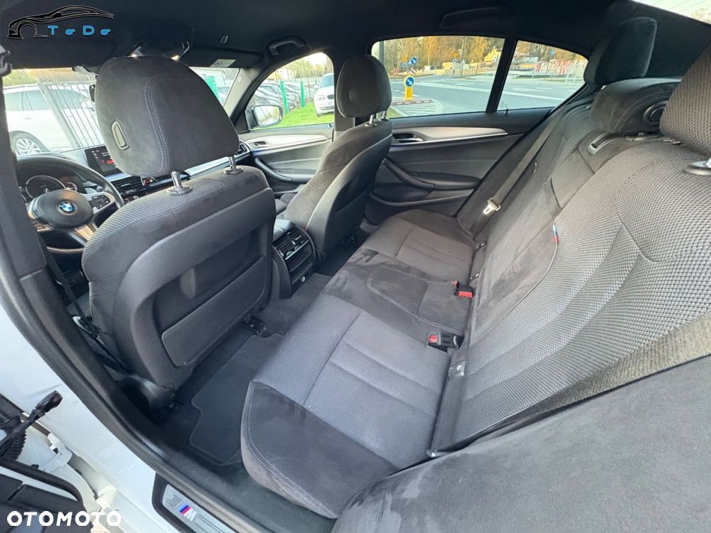 BMW Seria 5 520d M Sport sport - 24