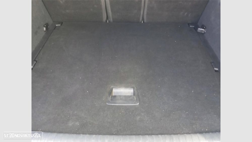 Peugeot 3008 1.2 Hybrid Allure e-DCS6 - 17