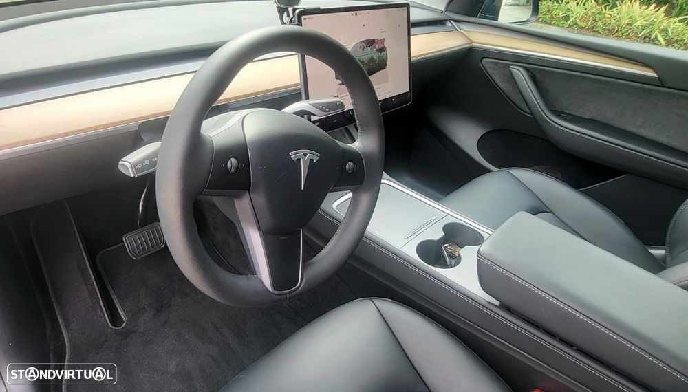 Tesla Model Y Tração Traseira - 11