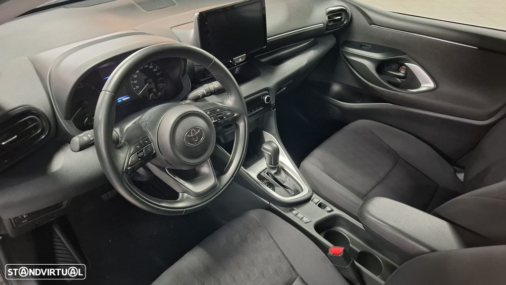 Toyota Yaris 1.5 HDF Comfort Plus - 9