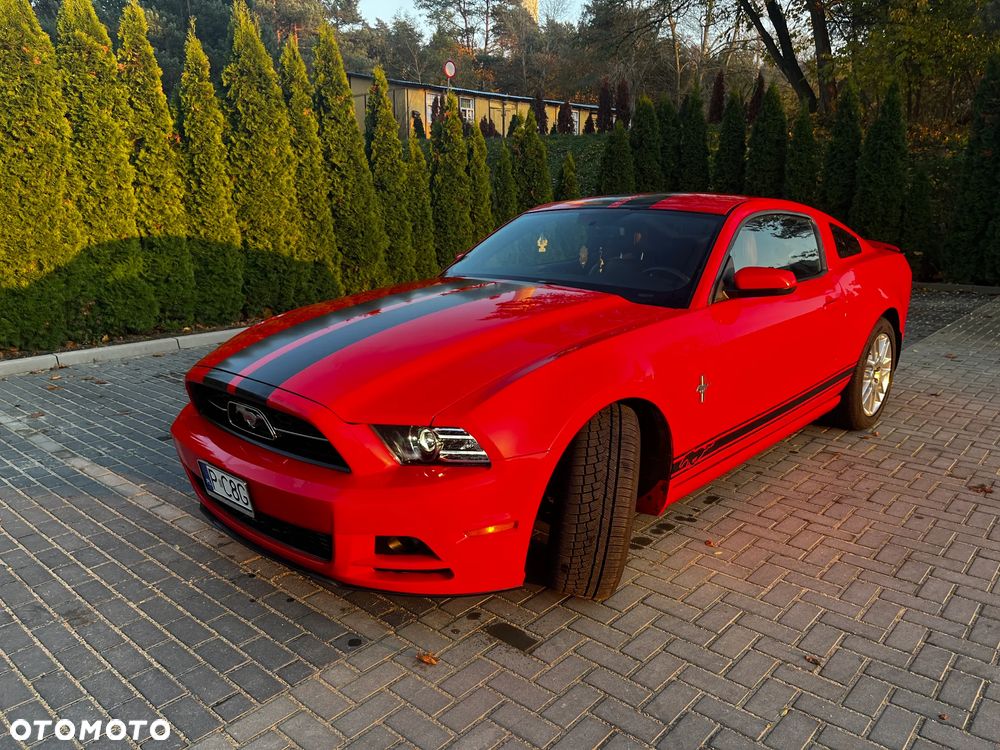 Ford Mustang 3.7 V6 Premium - 1