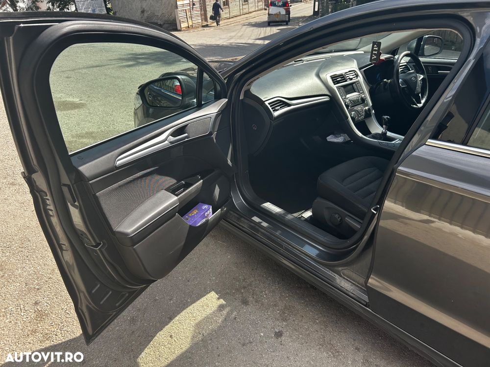 Ford Mondeo 2.0 EcoBlue Titanium - 17