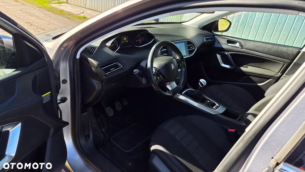 Peugeot 308 BlueHDi 120 Stop & Start Allure - 3