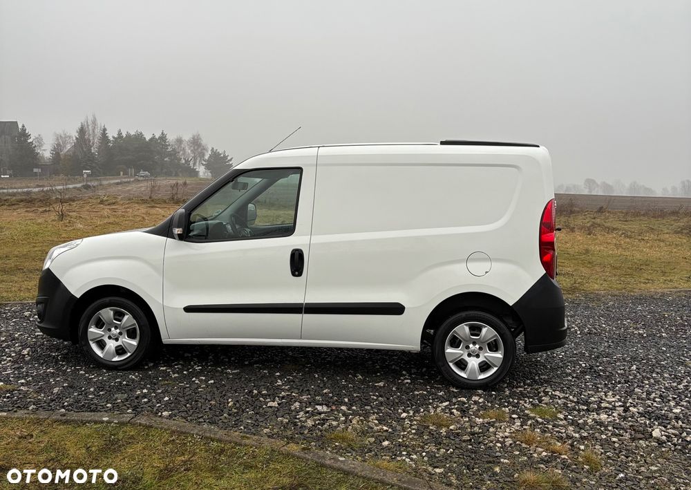 Opel Combo - 19