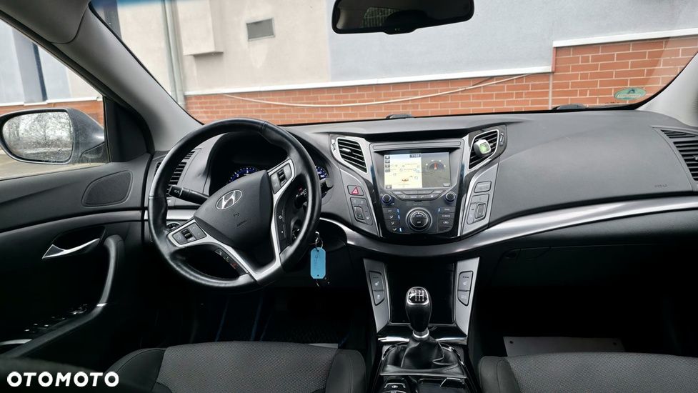 Hyundai i40 Kombi blue 1.7 CRDi Premium - 12