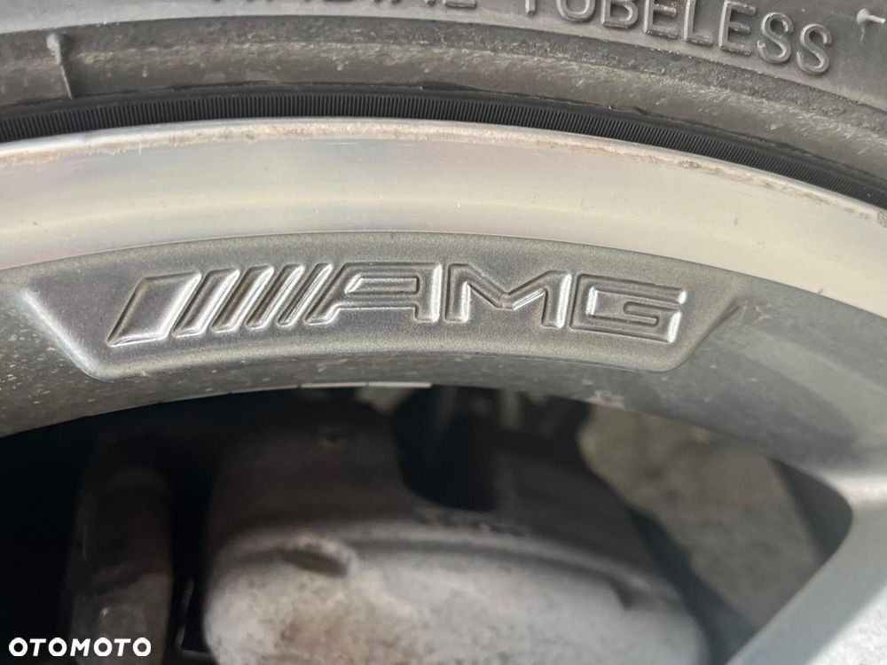 Mercedes-Benz CLA 250 4Matic 7G-DCT AMG Line - 12