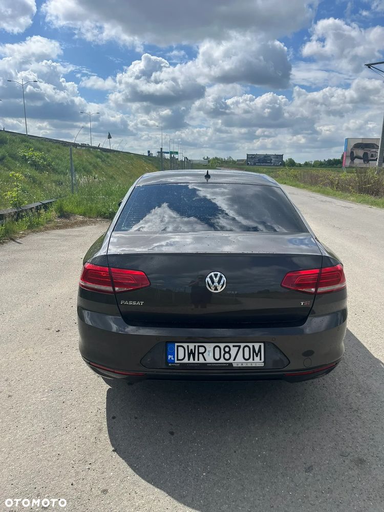 Volkswagen Passat 1.4 TSI BMT ACT Comfortline - 4