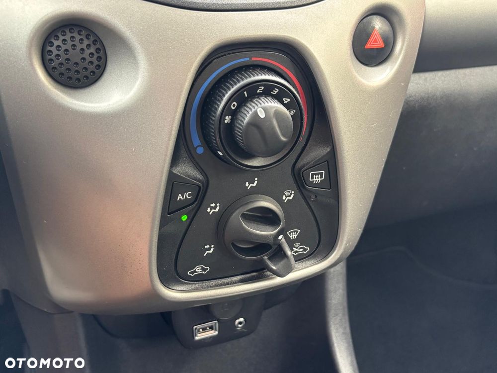 Toyota Aygo - 12
