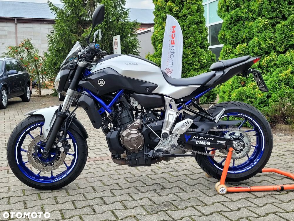 Yamaha MT - 17