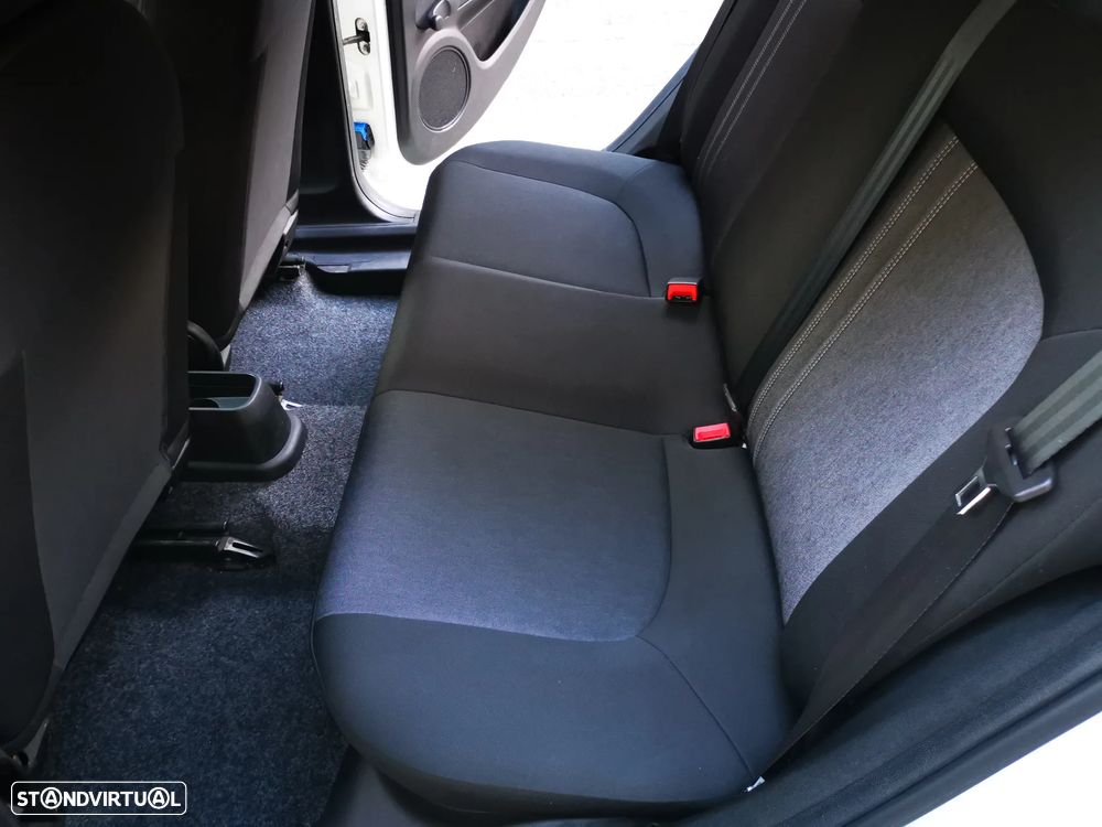 Fiat Punto 1.3 M-Jet Easy S&S - 31