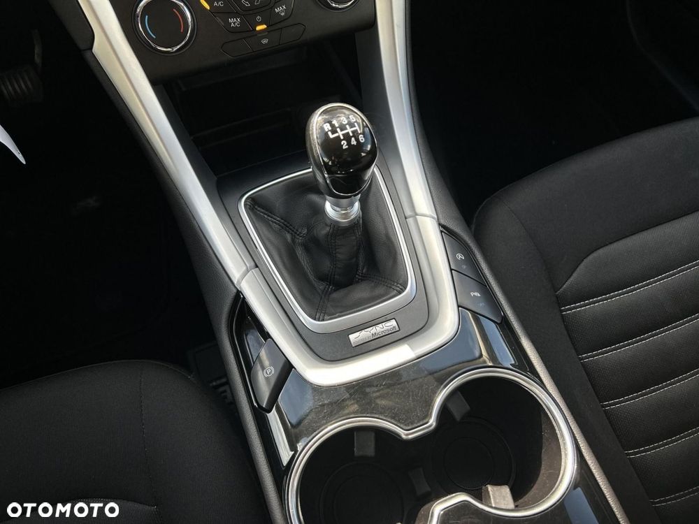 Ford Mondeo - 18