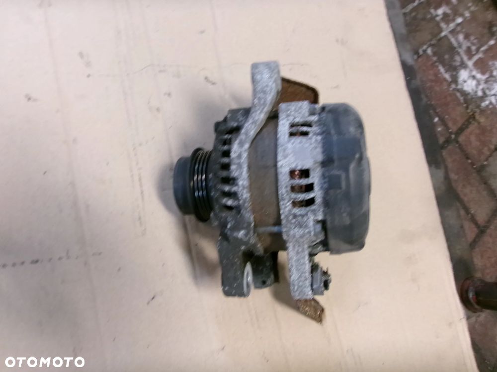 ALTERNATOR TOYOTA YARIS III  11-20 1.33 BENZ - 1