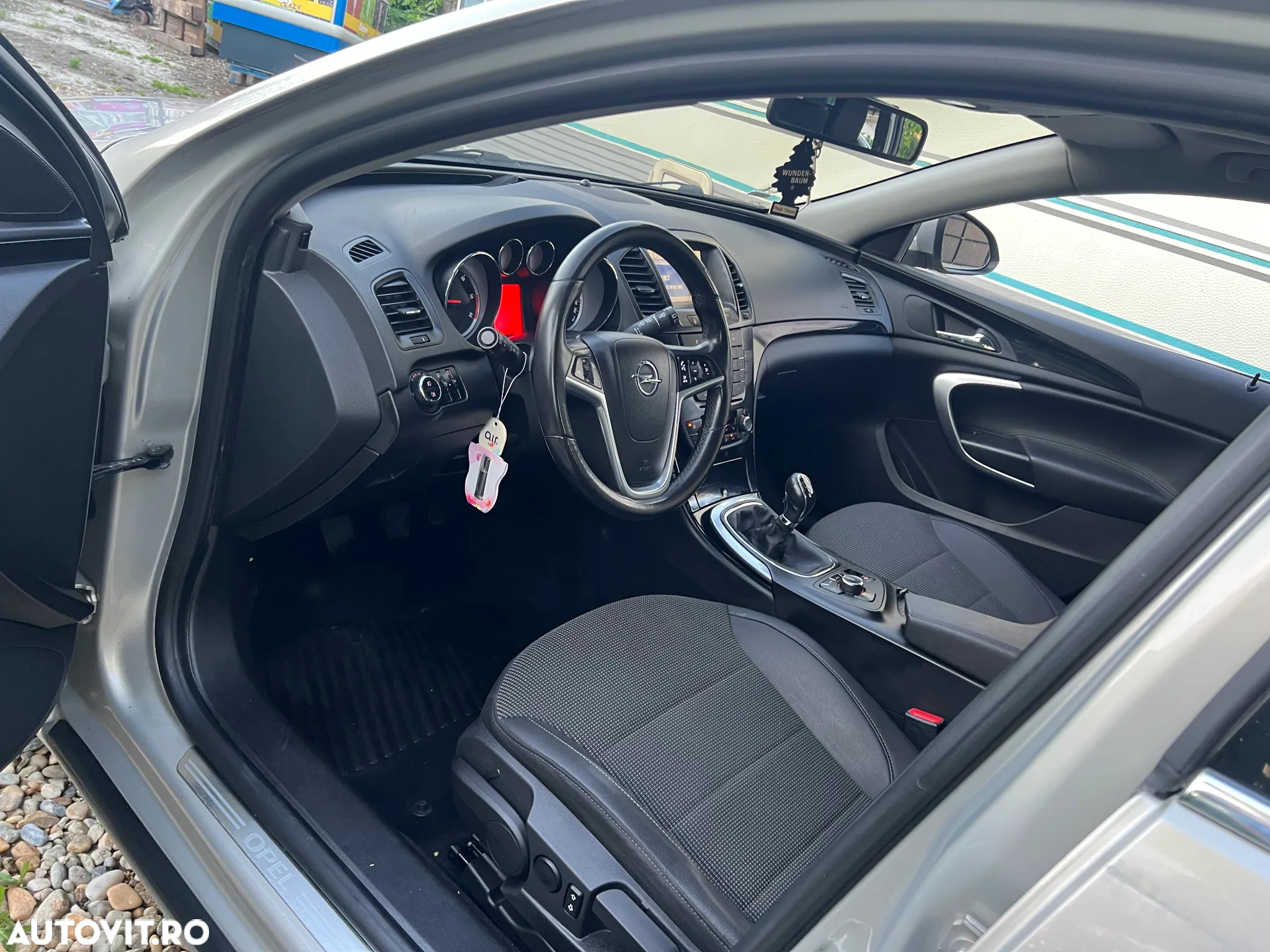 Opel Insignia 2.0 CDTI - 6