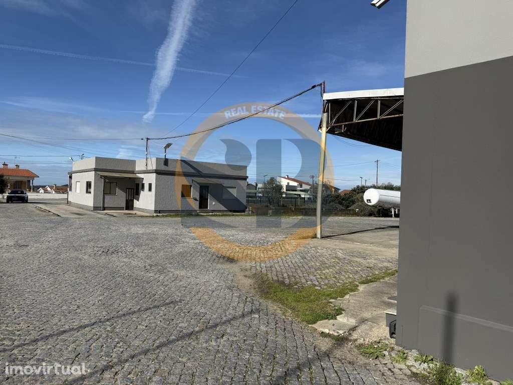 Escritório/ Comércio em Estarreja! Arrendamento - Grande imagem: 2/10