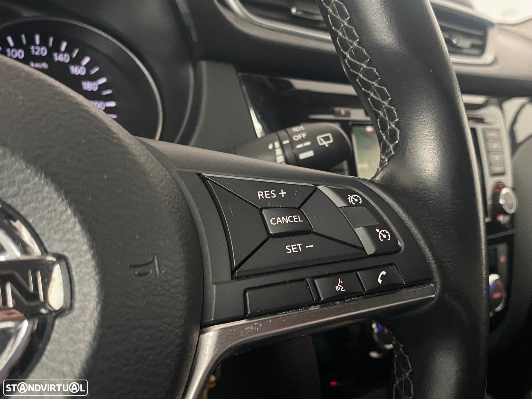 Nissan Qashqai 1.5 dCi N-Connecta DCT - 16