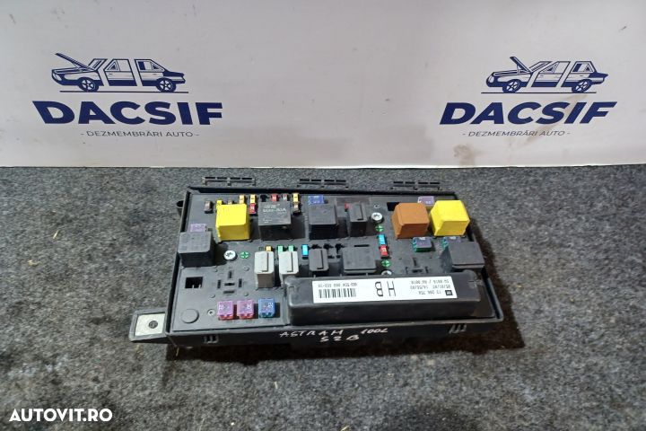 Panou sigurante si relee 13206754 Opel Astra H [facelift] [2005 - 201 - 1