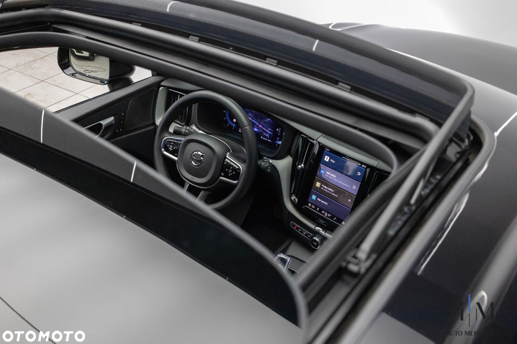 Volvo XC 60 B4 D AWD Plus Dark - 25