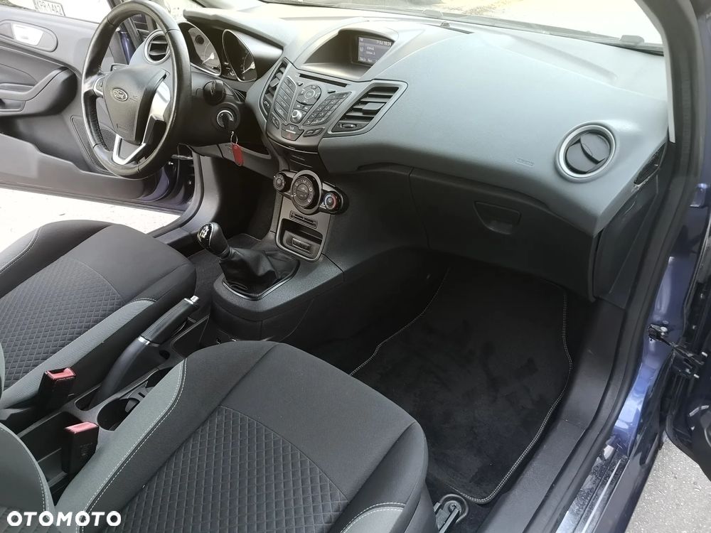 Ford Fiesta 1.25 Champions Edition - 20