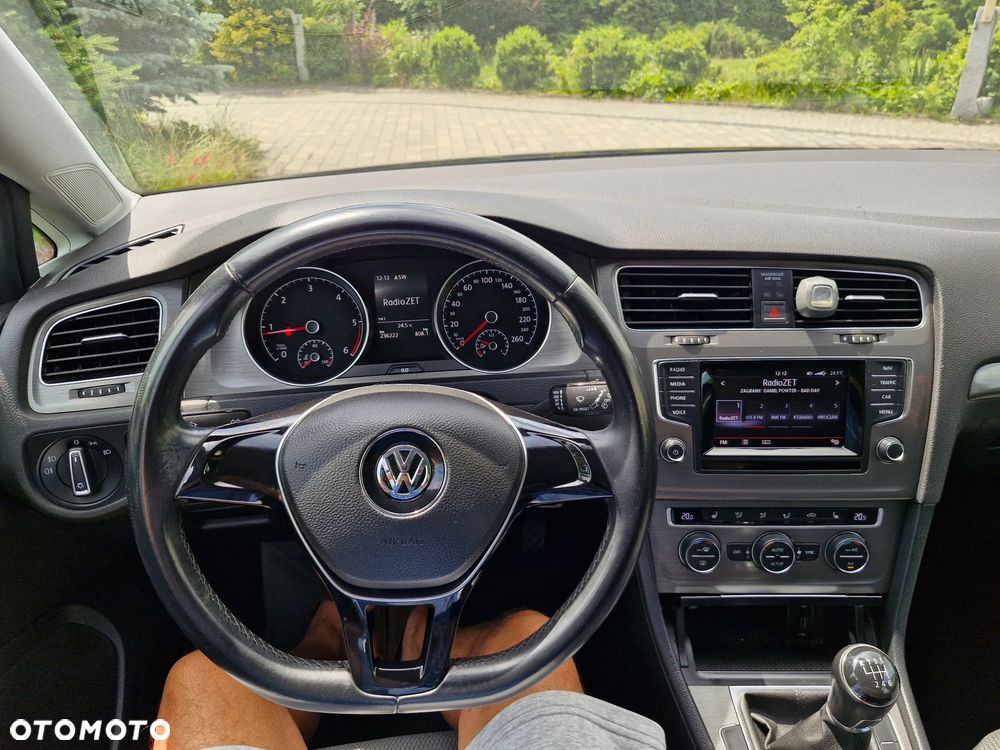 Volkswagen Golf 2.0 TDI SCR Comfortline - 5