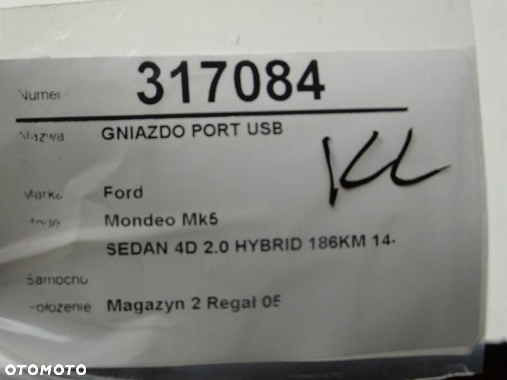 GNIAZDO PORT USB - 131.00 PLN - FORD MONDEO V sedan (CD) 2012 - 2022 2.0 Hybrid 140 kW [190 KM] - 6