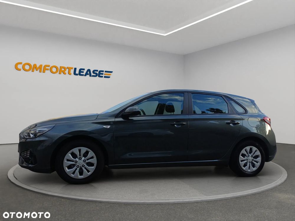Hyundai i30 1.5 DPI Classic + - 8