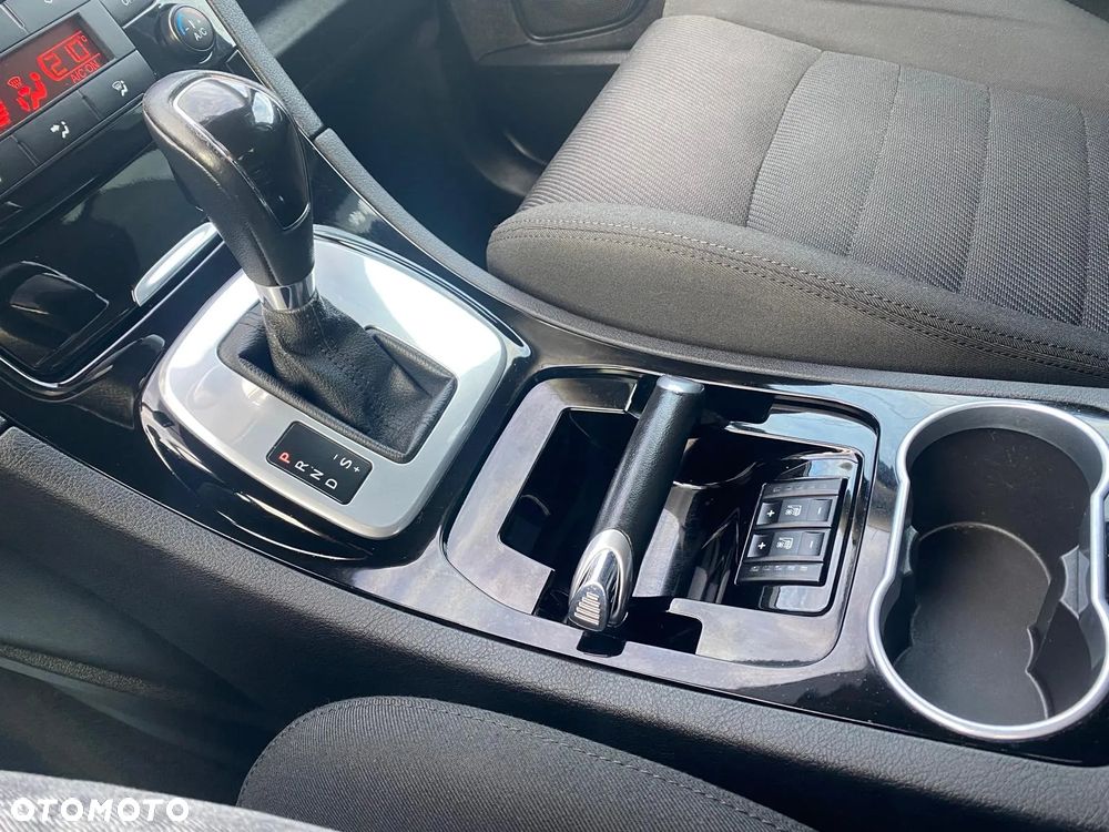 Ford S-Max 2.0 TDCi DPF Champions Edition - 13