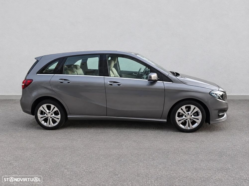 Mercedes-Benz B 200 - 4