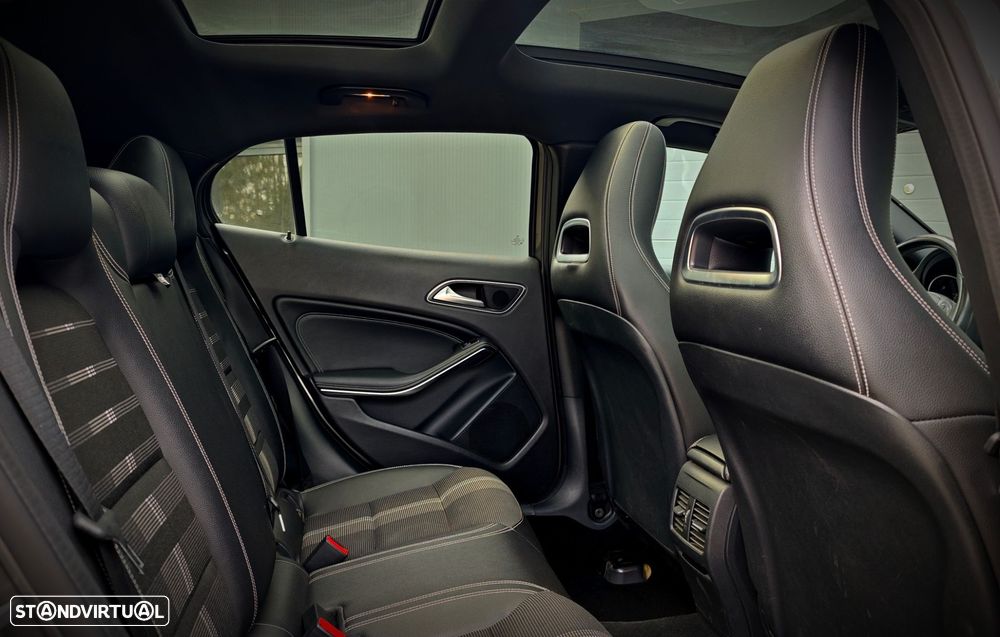 Mercedes-Benz GLA 180 d Urban - 18